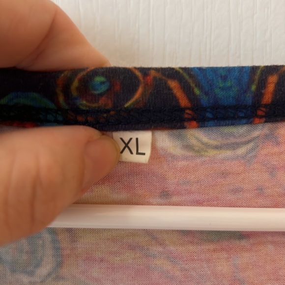 Colorful tee - Picture 2 of 3